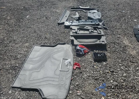 2025 Subaru Forester Limited from USA, damaged, VIN JF2SLDRC5SH489571